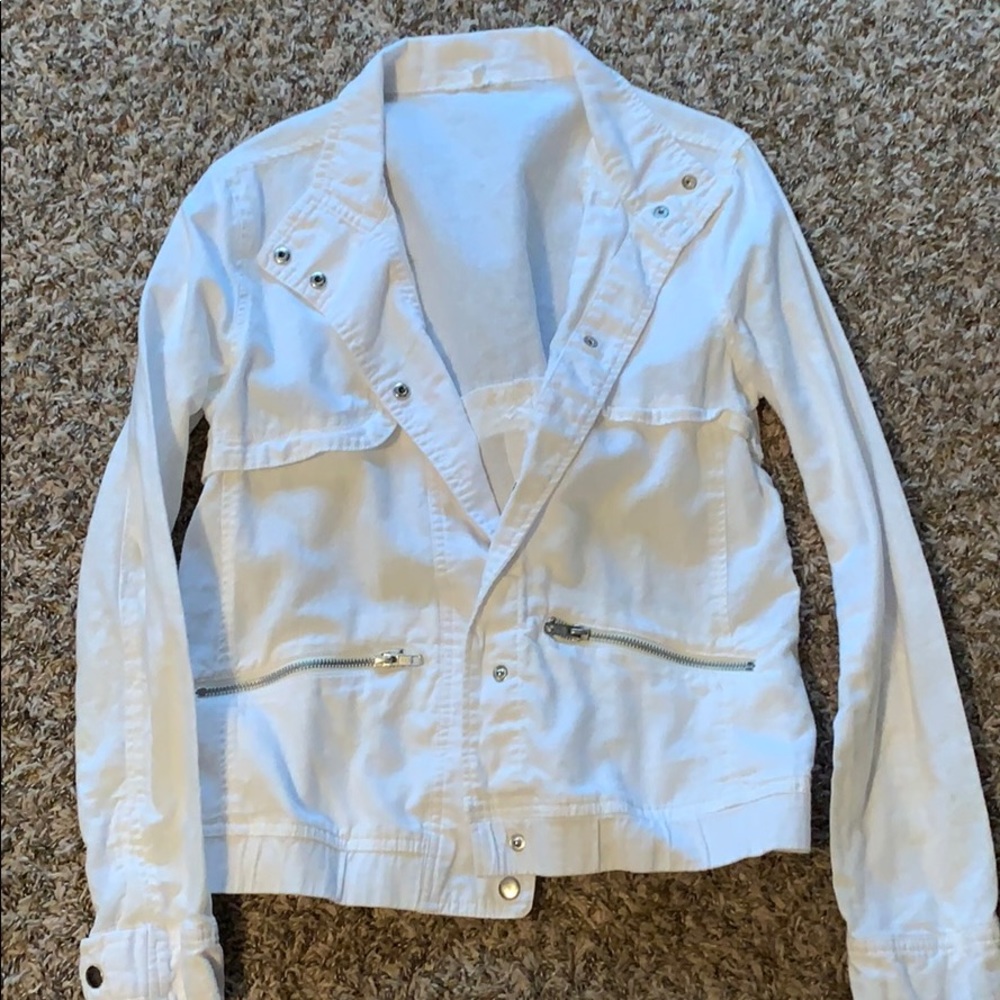 White jacket size S from Maurice’s